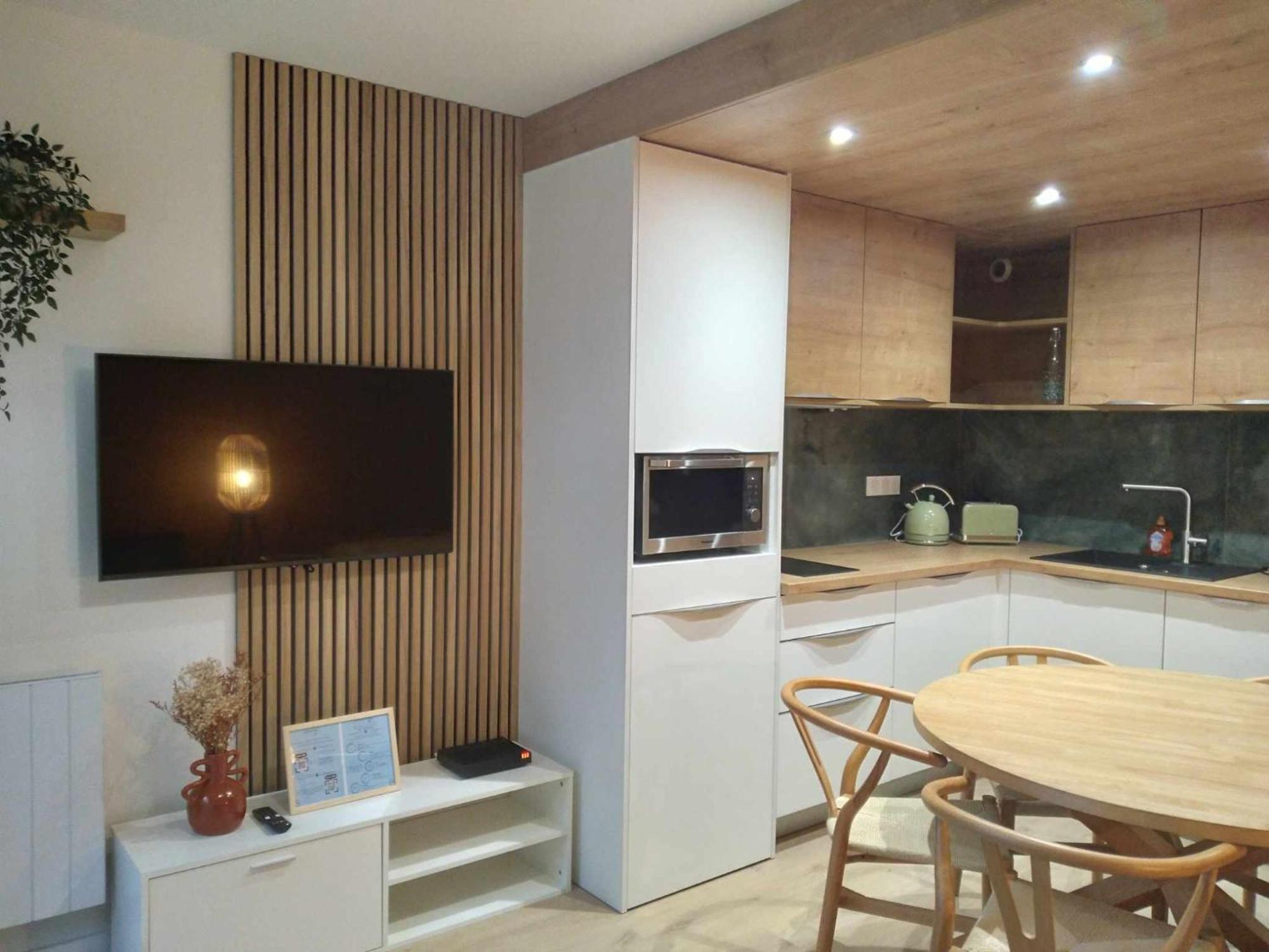 קאוטרט Duplex Lumineux - 40M2 - 2 Chambres - Balcon Terrasse - Parking - Entierement Renove En Mai 2024 מראה חיצוני תמונה