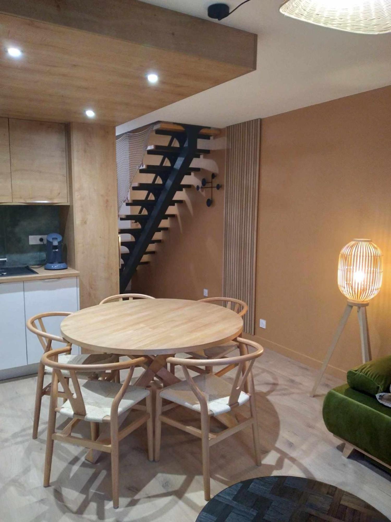קאוטרט Duplex Lumineux - 40M2 - 2 Chambres - Balcon Terrasse - Parking - Entierement Renove En Mai 2024 מראה חיצוני תמונה