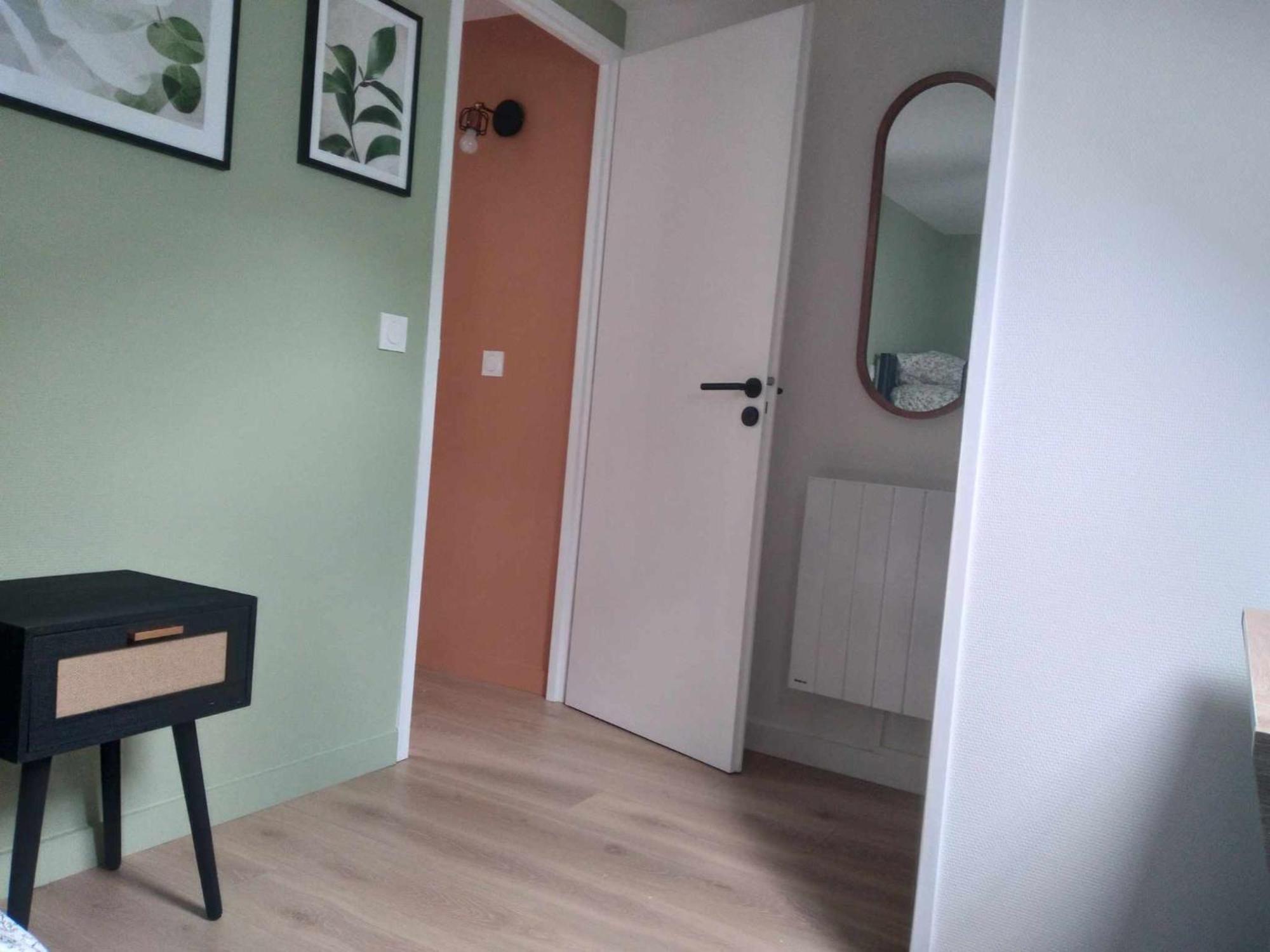 קאוטרט Duplex Lumineux - 40M2 - 2 Chambres - Balcon Terrasse - Parking - Entierement Renove En Mai 2024 מראה חיצוני תמונה